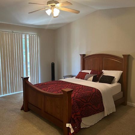 Lovely 1-Bedroom Townhome With Nice Amenities Houston Exteriör bild