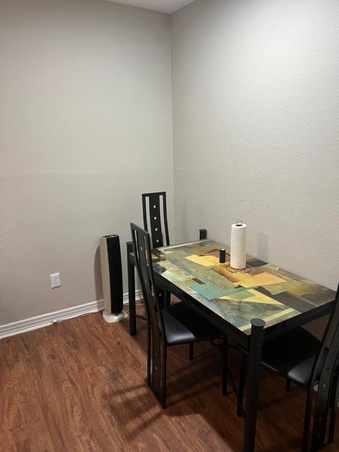Lovely 1-Bedroom Townhome With Nice Amenities Houston Exteriör bild